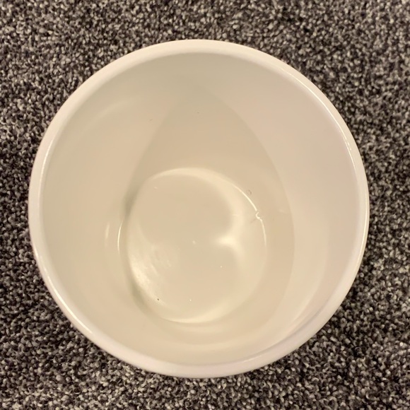 White Ceramic Planter with Saucer - Picture 3 of 4